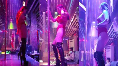 【越南夜店12】现场热舞 奶子几乎全漏 超性感刺激 (1)